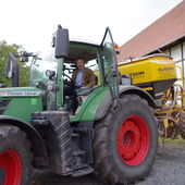 Conrad Ebert aus Werxhausen stellt derzeit seinen Hof von konventioneller Landwirtschaft auf ökologische Landwirtschaft um.